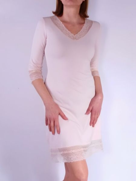 Памучна нощница с дантела с 3/4 ръкав в цвят пудра Cotton lace